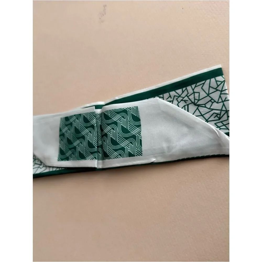 Green Patterned Scarf M1677 - Picture 3 of 4